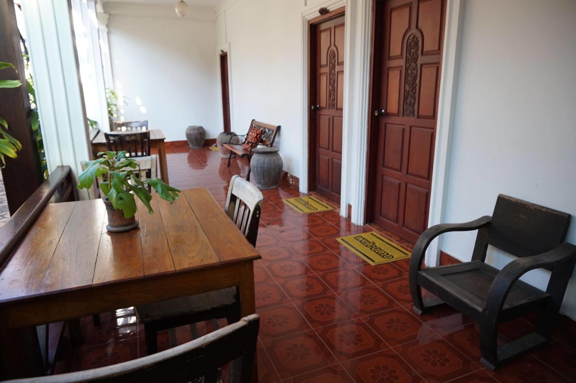 Mani Home לואנג פרבאנג מראה חיצוני תמונה